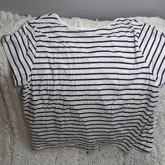NWT Old Navy Button-Down Striped Tee, XL - Picture 5 of 5